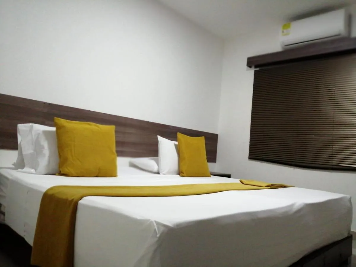 Aparta Suites La Flora كالي فندق